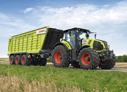 CLAAS Tractor